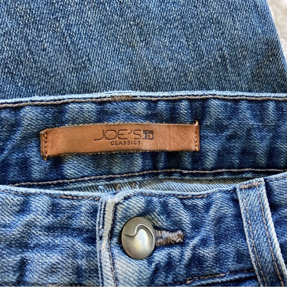 Joe’s Jeans hi-rise straight ankle blue denim jeans with ripped knees, waist 27 - Picture 4 of 8